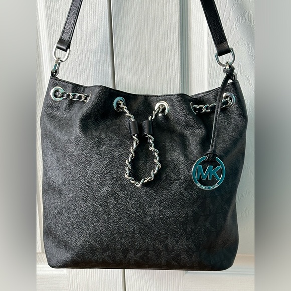 Michael Kors Frankie Signature Leather Drawstring Woven Chain Bucket Bag Purse - Picture 2 of 11